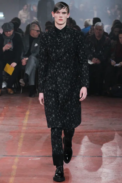 Look 5